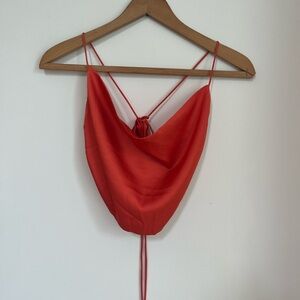Backless tie top